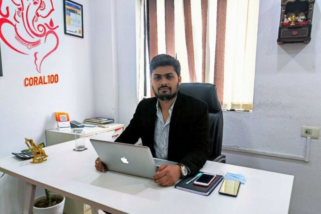 Meet Vishal Kashyap, the Founder of Coral100, a One Stop Solution For All Kinds of Digital and Branding Services