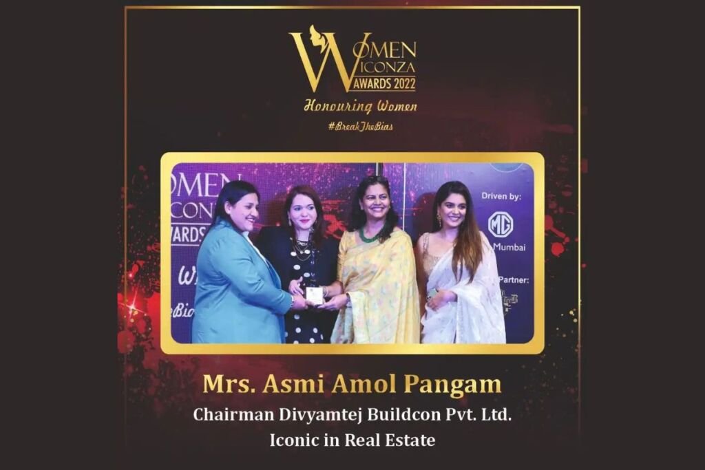 Mrs. Asmi Amol Pangam, a rising business person bags Woman Iconza 2022 award for showing excellence in the real estate industry