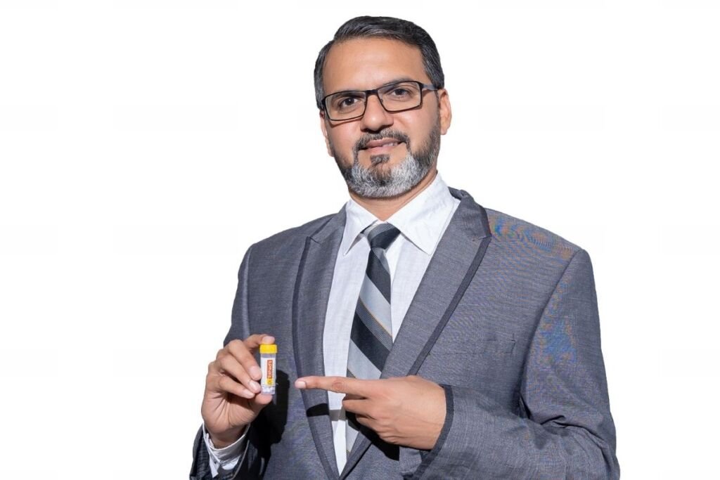 Dr. Girish Tathed Cures Mental Illnesses Like Depression With Homeopathic Therapies