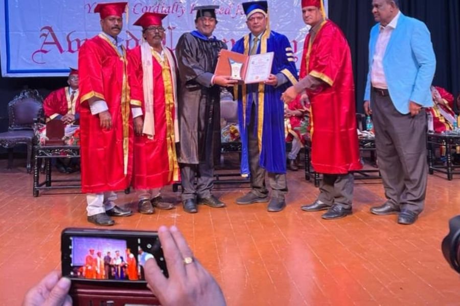 Alok Agrawal Conferred with Honorary Doctorate in field of IT Services